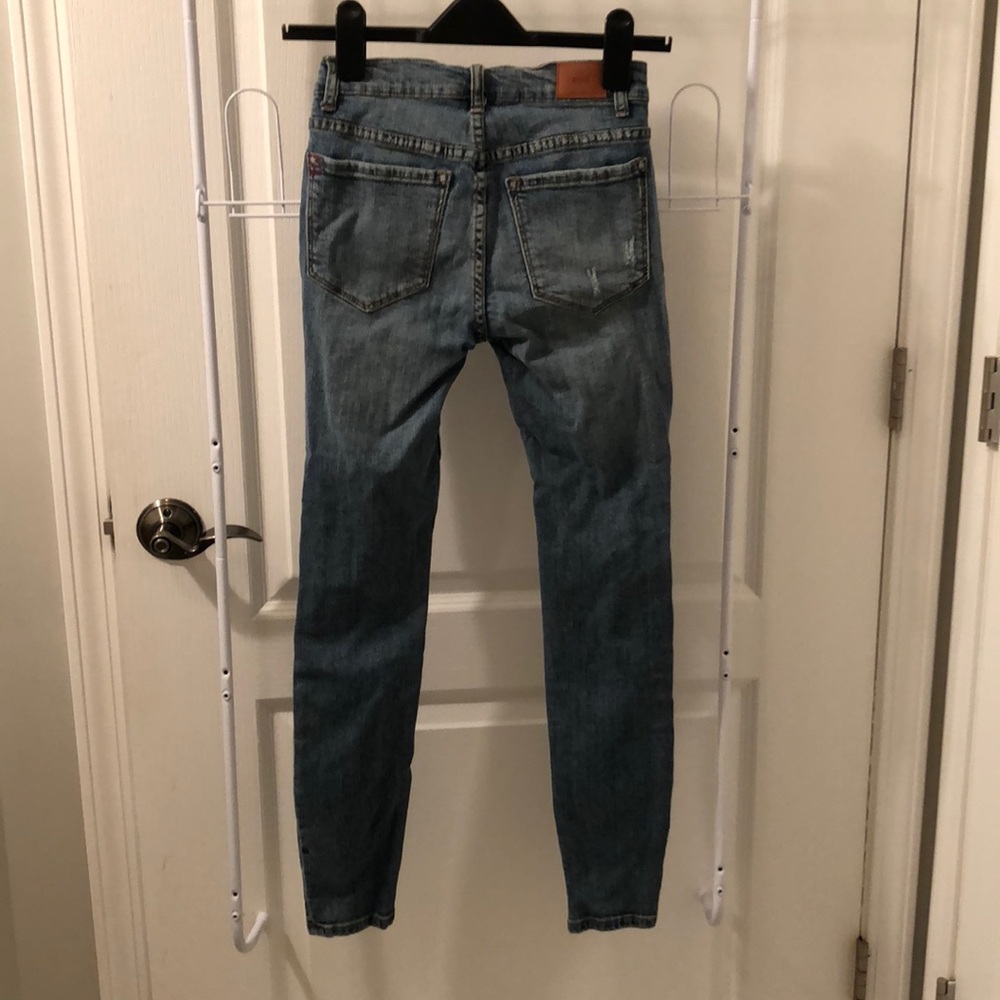 BDG distressed mid rise twig ankle jean - Picture 7 of 7